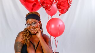 CuteBustyBabes