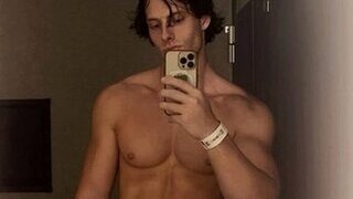 Alex Steele
