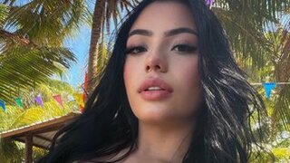 Amber_Rossee