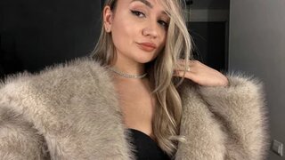 Wineandboobss